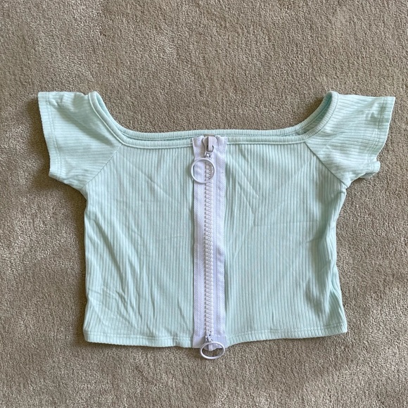 Mint crop top - Picture 1 of 2